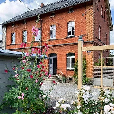 Bahnhof Frauenstein Schlossblick Exterior photo
